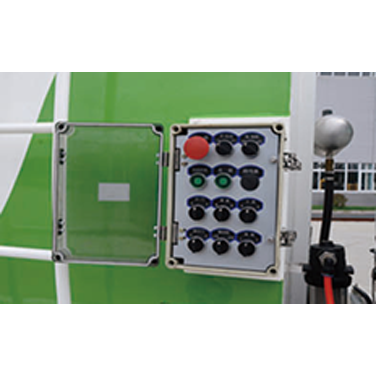 純電動(dòng)餐廚垃圾車